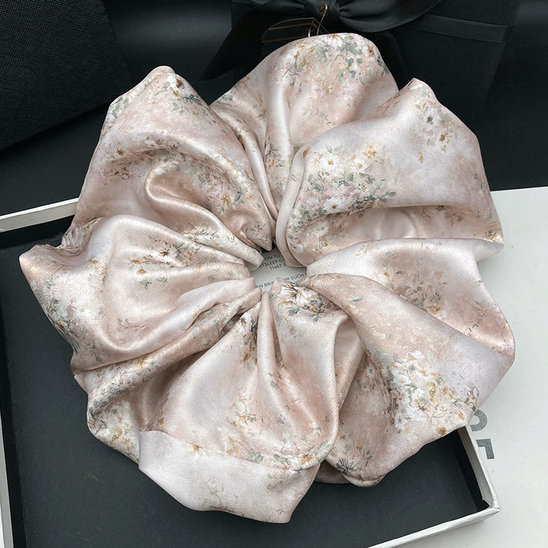Oversized and oversized satin  - Coffee Tea Or Me review and price